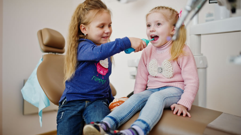 Igiene orale del bambino e prima visita dentistica